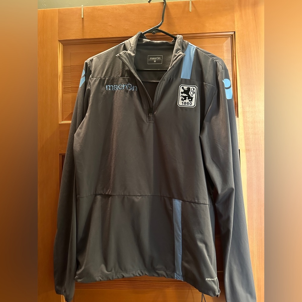 Macron 1860 München 1/4 zip pullover
